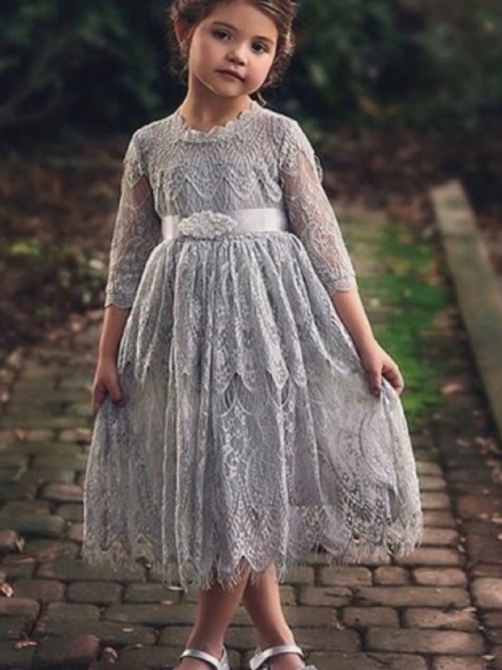 Trish Scully Child’s Gray Lace Special Occasion Dress Girls Size 12